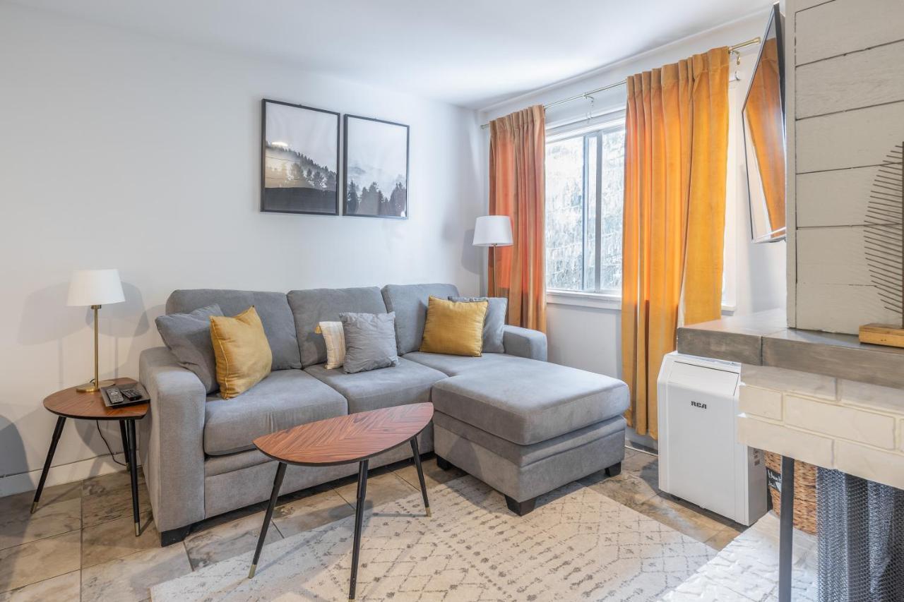 Updated Whistler Creek Studio With Parking Ngoại thất bức ảnh