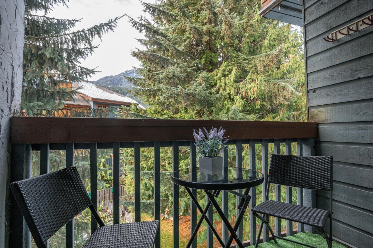 Updated Whistler Creek Studio With Parking Ngoại thất bức ảnh